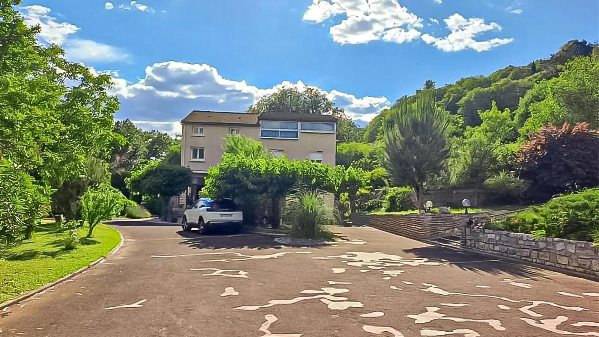 6 Bedroom Amazing Apartment In Vallon Pont Darc France