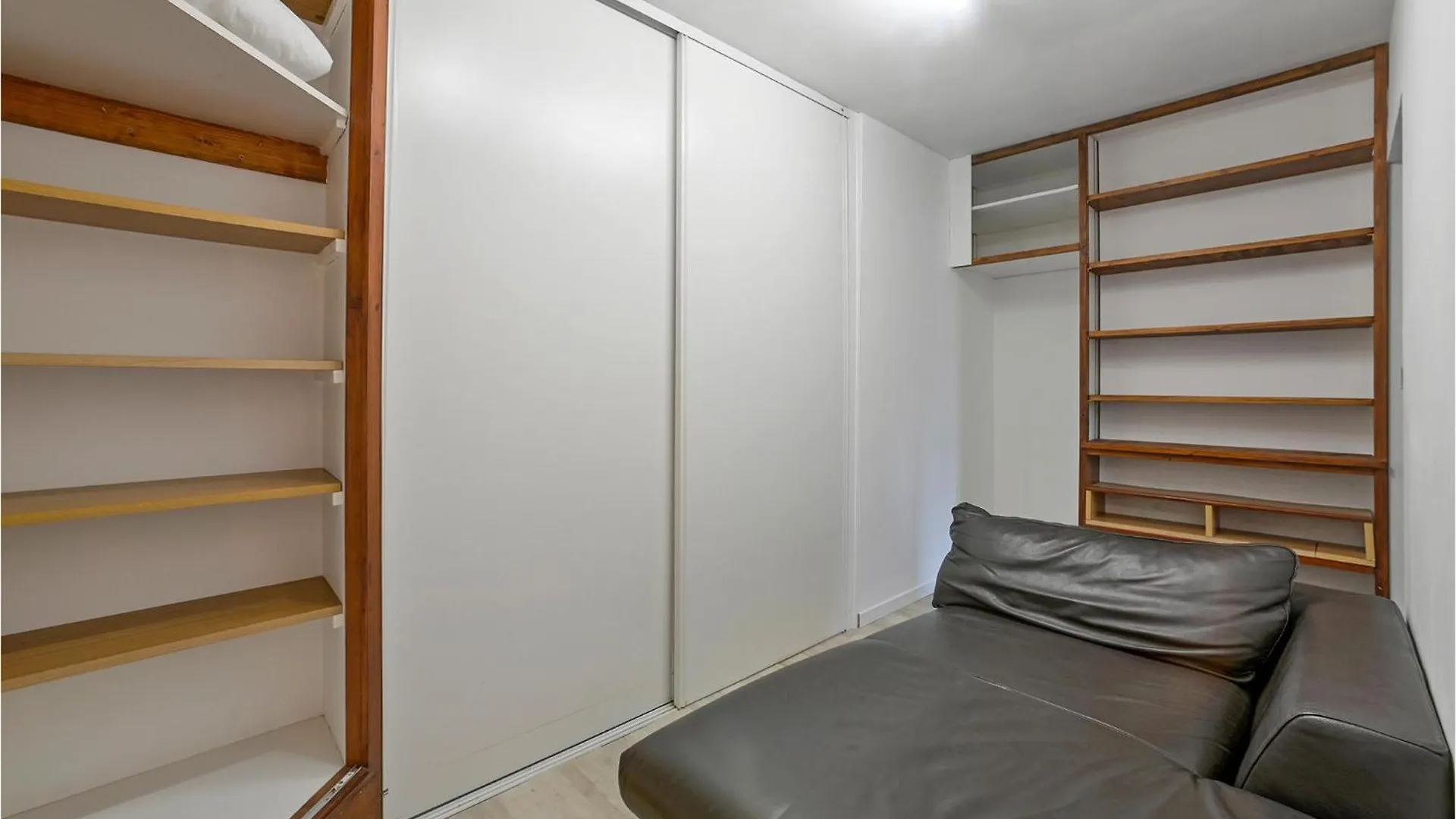 6 Bedroom Amazing Apartment In Vallon Pont Darc
