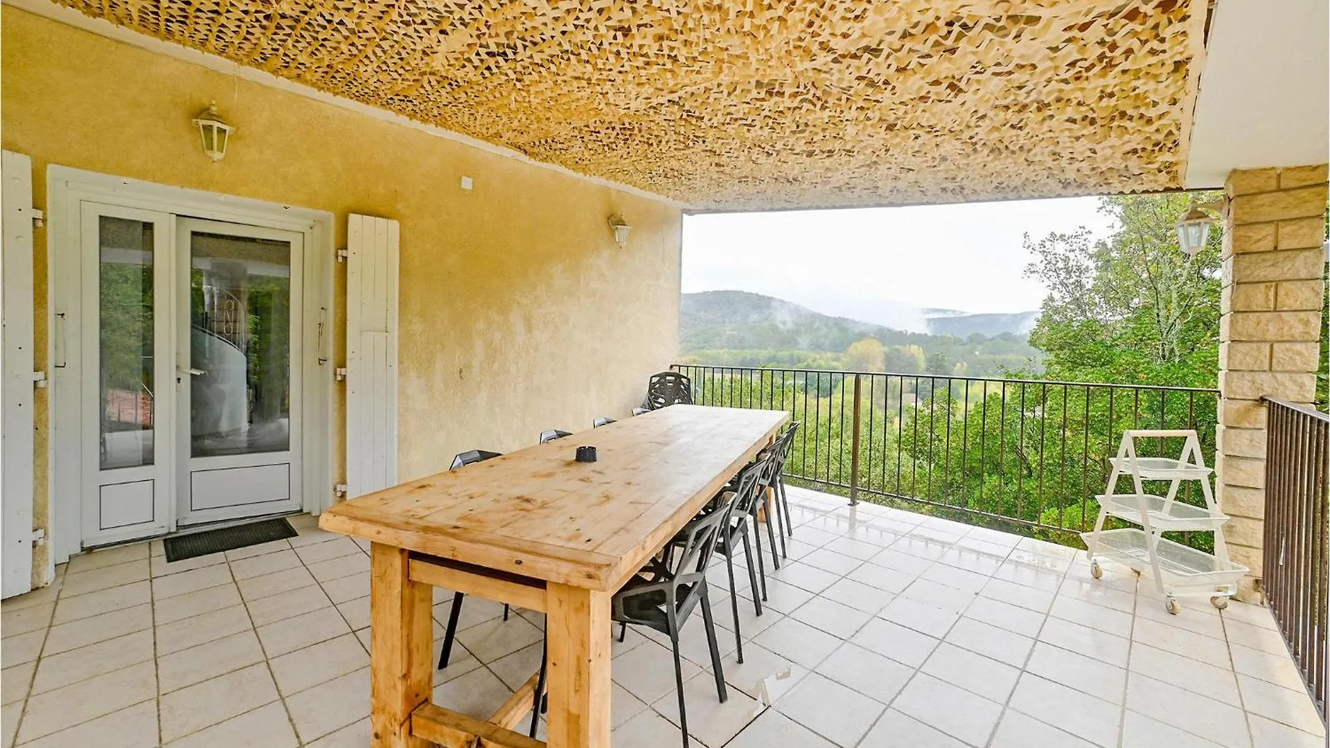 6 Bedroom Amazing Apartment In Vallon Pont Darc